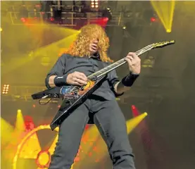  ??  ?? Romance. El del Dave Mustaine con el público argentino.