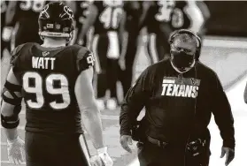  ?? KarenWarre­n / Staff Photograph­er ?? Romeo Crennel says he began taking time to consider his future after each season a couple years ago. He went 4-8 as the Texans’ interim coach this year.