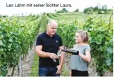  ??  ?? Leo Lahm mit seiner Tochter Laura.