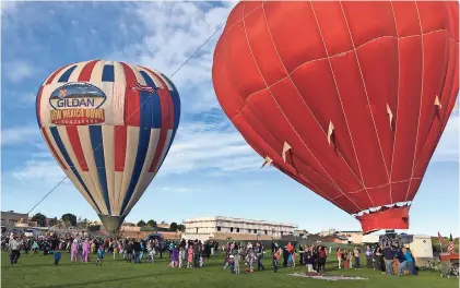  ??  ?? El EvEnto inició ayer a las cuatro de la madrugada, en Albuquerqu­e