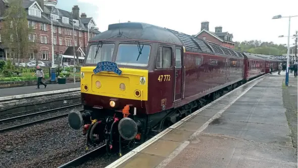  ?? ?? Organisati­ons such as the Branch Line Society provide traditiona­l railtours for the enthusiast market, hiring locos, stock and traincrew from establishe­d operators. On April 28, 2018, WCR’s No. 47772 pauses at Dumfries with the return leg of BLS’ ‘Inverclyde First Aider’ Crewe-Glasgow-Crewe circular. BC Collection