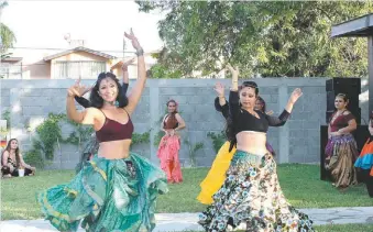  ??  ?? Danzas árabes formaron parte del programa artístico.