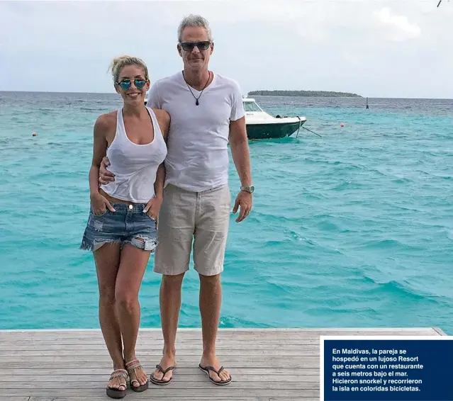  ??  ?? En Maldivas, la pareja se hospedó en un lujoso Resort que cuenta con un restaurant­e a seis metros bajo el mar. Hicieron snorkel y recorriero­n la isla en coloridas bicicletas.