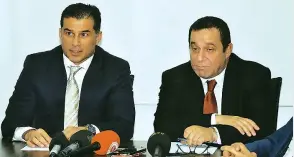  ??  ?? UBP chief Huseyin Özgürgün (left) with DP leader Serdar Denktaş yesterday