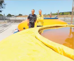  ?? Photo / Jenny Ling themselves are being that community-minded. It’s quite wonderful.” ?? Fire and Emergency NZ Muriwhenua area commander Wipari Henwood and principal rural fire officer Myles Taylor with the portable dams in Kaikohe.