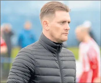  ??  ?? Chris Strain’s Kilwinning Rangers side take on third-placed Cumnock at Abbey Park this afternoon