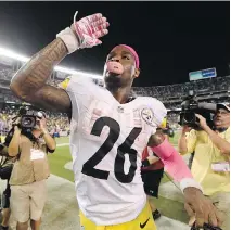  ?? DENIS POROY /THE ASSOCIATED PRESS ?? Pittsburgh Steelers running back Le’Veon Bell after scoring the game-winning touchdown with a second remaining on the clock during the Monday night NFL game in San Diego.