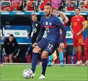  ??  ?? De retour de blessure, Corentin Tolisso a été une satisfacti­on face aux Gallois.