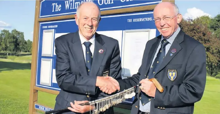  ??  ?? Roy Smethurst winning President’s Day at Wilmslow in 2019 Roy left with Cheshire President Andrew Henshall (Wilmslow GC)