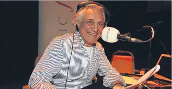  ??  ?? John Suchet presenting his Classic FM show from the Caird Hall in Dundee. He is back revisiting his old student haunts in the city this weekend.