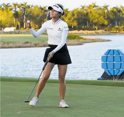  ?? Photo / AP ?? Lydia Ko’s advantage was eroded in the third round at the CME Group Tour Championsh­ip but she was still tied for the lead heading into this morning’s final round of the season.