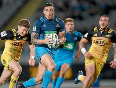  ?? PHOTO: GETTY IMAGES ?? Sonny Bill Williams makes a break during the Blues’ game against the Hurricanes earlier this month.