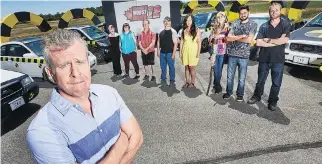  ?? BELL MEDIA ?? Host Andrew Younghusba­nd with Canada’s Worst Driver Season 12 participan­ts.