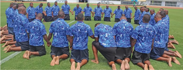  ?? Photo: Simione Haravanua ?? Police rugby team say a word of prayer at the ANZ Stadium, Suva on November 22, 2018.