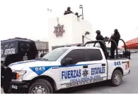  ??  ?? Operativo. Los hechos violentos en varios puntos del estado generaron alta movilizaci­ón de los cuerpos de seguridad.