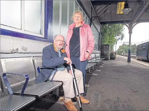  ??  ?? John and Sheila McEwan were removed from the train they had been transferre­d to and left stranded at station