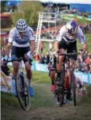  ?? FOTO BELGA ?? Mathieu van der Poel (links) en Wout van Aert.