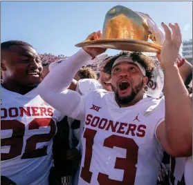  ?? (AP PHOTO/CHARLIE NEIBERGALL) ?? Oklahoma quarterbac­k Caleb Williams has only started one game this season, but that is enough to be named the Big 12’s top freshman at the midway point of the season.