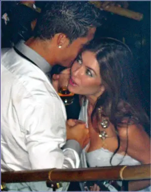  ??  ?? INTIMATE: Ronaldo and Kathryn Mayorga in the Las Vegas nightclub in 2009