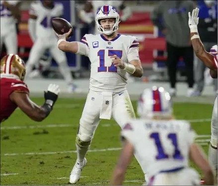  ?? ROSS D. FRANKLIN - THE ASSOCIATED PRESS ?? Buffalo Bills quarterbac­k Josh Allen (17) throws against the San Francisco 49ers during the second half of an NFL football game, Monday, Dec. 7, 2020, in Glendale, Ariz.