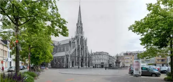  ?? FOTO THOMAS MATTHEW COTTON ?? Het Laar was vroeger de Carnotplaa­ts. En de toenmalige kerk werd in 1944 platgebomb­ardeerd..