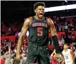  ?? CURTIS COMPTON / CCOMPTON@AJC.COM ?? SEC Freshman of the Year Anthony Edwards is considerin­g staying at UGA. He’ll have to decide by April 26.
