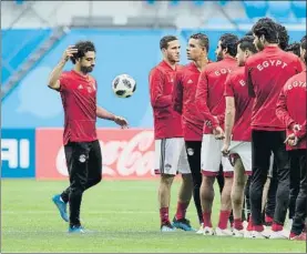  ?? FOTO: AP ?? Mohamed Salah durante el entrenamie­nto de ayer con Egipto