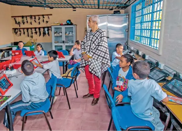  ?? FOTO JUAN ANTONIO SÁNCHEZ OCAMPOARCH­IVO CIP ?? Instalacio­nes del Centro Educativo Rural La Claudina, en el municipio de Caldas, que atiende a la población en edad escolar de la vereda La Corrala.