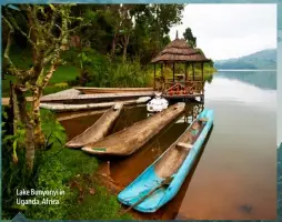  ??  ?? Lake Bunyonyi in Uganda, Africa