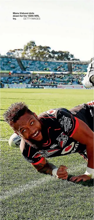  ??  ?? Manu Vatuvei dots down for his 150th NRL try.