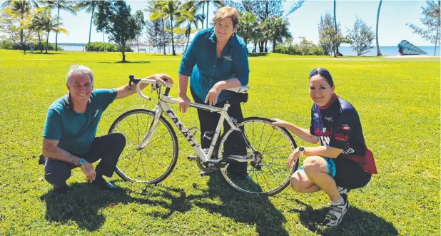  ??  ?? HEART HEALTH: The Cardiac Challenge bike ride fundraises for the FNQ Hospital Foundation and is supported by Chris Marsh, Glenys Duncombe and Linda Adams.