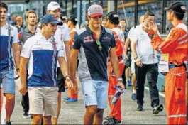  ??  ?? Felipe Massa y Carlos Sainz, durante la temporada 2017.