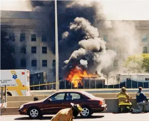  ??  ?? Blaze: The Pentagon fire was so intense it took three days to die down