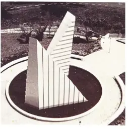  ??  ?? The public sculpture Puncak Purnama by Datuk Syed Ahmad Jamal (1929-2011). The sculpture was commission­ed by the United Malayan Banking Corporatio­n Berhad (UMBC) in 1986. It was demolished by DBKL on July 1, 2016 as part of the city council’s urban...