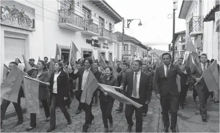  ??  ?? MARCHA. Ayer se realizaron movilizaci­ones en el resto de cantones de la provincia. En Montúfar al celebrar 114 años de cantonizac­ión, el pueblo salió a las calles a alzar su voz de protesta.