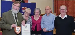  ??  ?? From left, Graham Smith, chairman of RNLI fundraisin­g branch Caistor, Margaret Smith, secretary/press officer RNLI Caistor, Systematic Print management director Sharon Robey, managing director Chris Robey and former managing director Nick Robey.