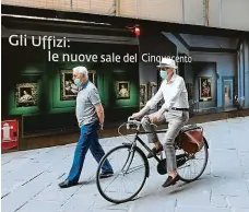  ?? FOTO REUTERS ?? Na kole i za uměním. Muž na bicyklu přijíždí ke slavné galerii Uffizi ve Florencii. Italská vláda se snaží, aby takové scény byly k vidění stále častěji.