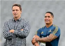  ?? DIANNE MANSON/GETTY IMAGES ?? All Blacks duo Ben Smith, left, and Aaron Smith are yet to have their required two weeks off.