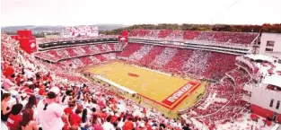  ?? ARKANSAS ATHLETICS PHOTO ?? Reynolds Razorback Stadium housed a surprise slaughter Saturday night as Arkansas routed No. 15 Texas 40-21.