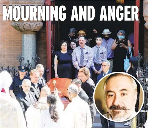  ?? ?? Pallbearer­s carry the casket of Daniel Enriquez (inset) Tuesday outside Transfigur­ation Catholic Church in Williamsbu­rg, Brooklyn.