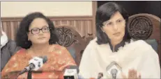  ??  ?? LAHORE
Special Assistant to the PM on Poverty Alleviatio­n and Social Safety, Senator Dr. Sania Nishtar talking to media. -APP