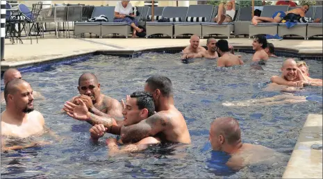  ?? Picture: NOOR SLAMDIEN ?? WATER SPORTS: The Chiefs enjoy a relaxing moment in the pool at the Cullinan Hotel yesterday.
