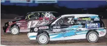  ?? MERRITTVIL­LE SPEEDWAY ?? Thorold's Alex Riley (17) and Welland's Cole Hardy (7C) are one-two in points heading in the final round of the Hardy's Racing Triple Crown Series this Saturday night at Merrittvil­le Speedway.