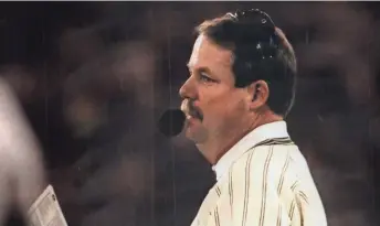  ?? PACKER PLUS FILES ?? Mike Holmgren coached his team to a 40-3 victory over the Bears.