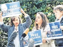  ?? PHOTO: AP ?? Protest: Support of Julian Assange in London.