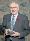  ?? HAZELWOOD IMAGES PHOTO ?? The Kawartha Chamber of Commerce and Tourism's 2016 citizen of the year Karl Moher.