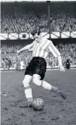  ??  ?? Len Shackleton in his Sunderland footballin­g days.