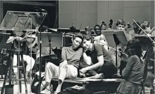  ?? Todd Levy 1990 ?? Audrey Hepburn and Michael Tilson Thomas take a break during rehearsals for “From the Diary of Anne Frank” in 1990. The S.F. Symphony will perform the piece this week.