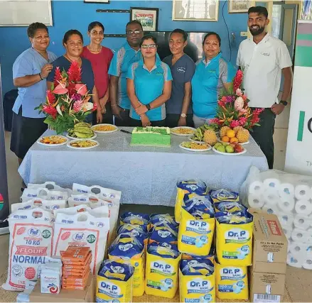  ?? ?? Staff of the Capital Insurance Limited group with the residents of the Golden Age Home at Natabua, Lautoka on January 27, 2023.