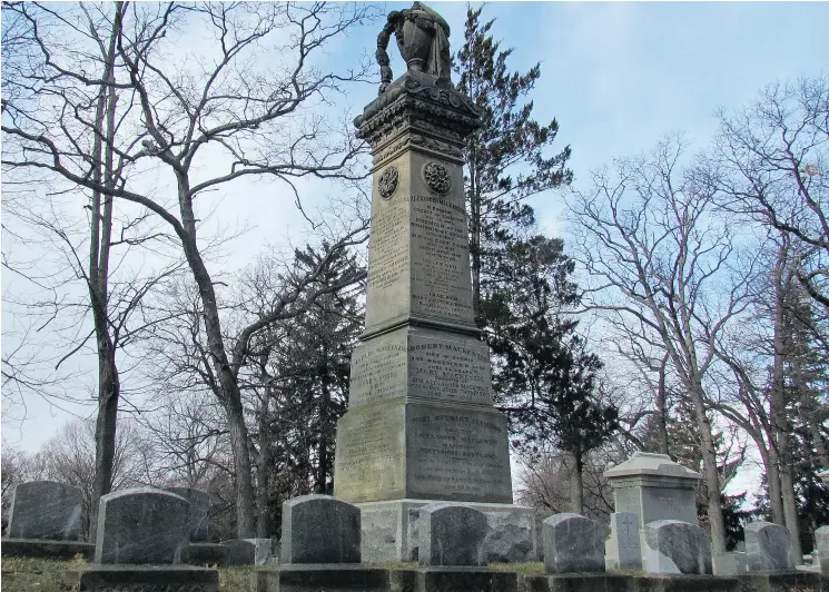  ?? PAUL MORDEN / POSTMEDIA NETWORK ?? The gravesite of Alexander Mackenzie, Canada’s second prime minister, in Lakeview Cemetery in Sarnia, Ont.